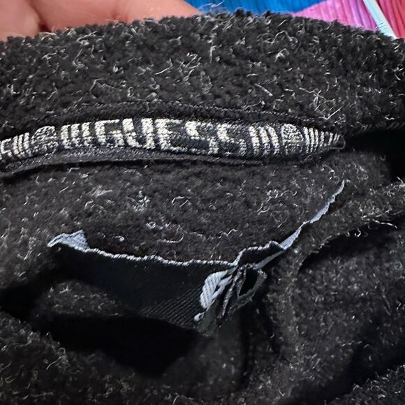 Guess Fleece Sweatshirt G.J – Cozy, Stylish, Everyday Wear - Picture 6 of 8